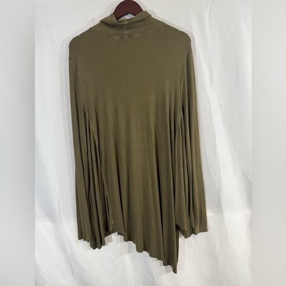 FREE PEOPLE Medium deep v neck plunge tunic green asymmetric Choker Neck Rayon - Picture 7 of 8